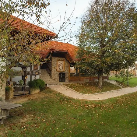 Apartment Pit Zdole Kozje