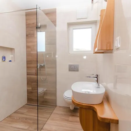 Apartament Pit Zdole Kozje